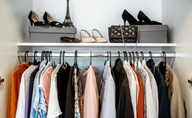 sugestão-de-como-montar-um-guarda-roupa-cápsula-com-37-peças