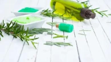 como-fazer-shampoo-de-alecrim-receita-natural-para-fortalecer-os-cabelos-